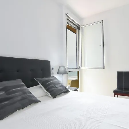 Seafront Terrace 2br Las Canteras Beach Apartment *